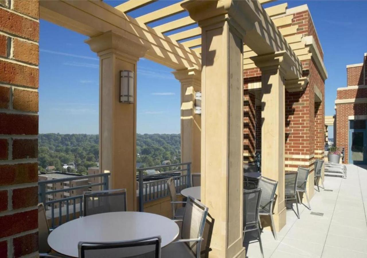 Splendid 2 Bedroom Condo At Pentagon City 알링턴 외부 사진
