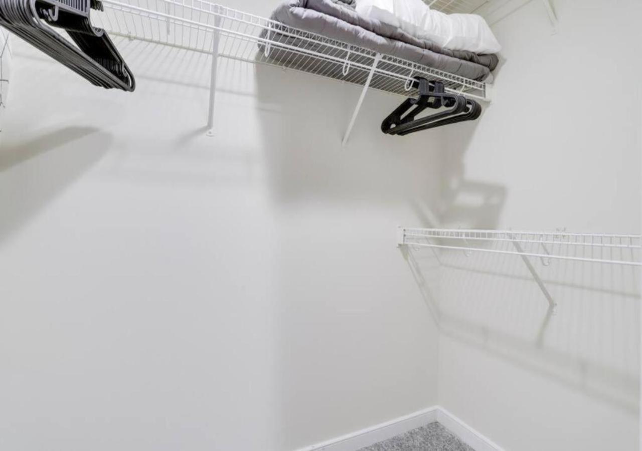 Splendid 2 Bedroom Condo At Pentagon City 알링턴 외부 사진