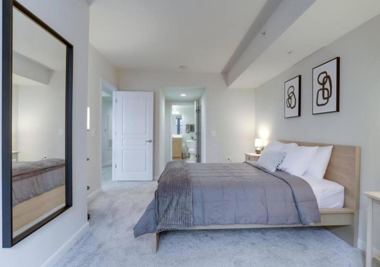 Splendid 2 Bedroom Condo At Pentagon City 알링턴 외부 사진