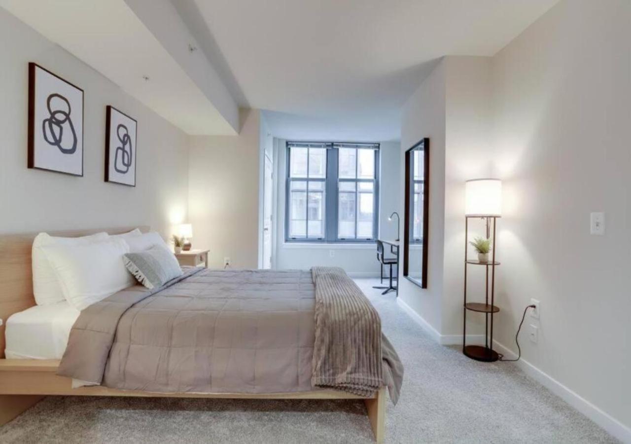 Splendid 2 Bedroom Condo At Pentagon City 알링턴 외부 사진