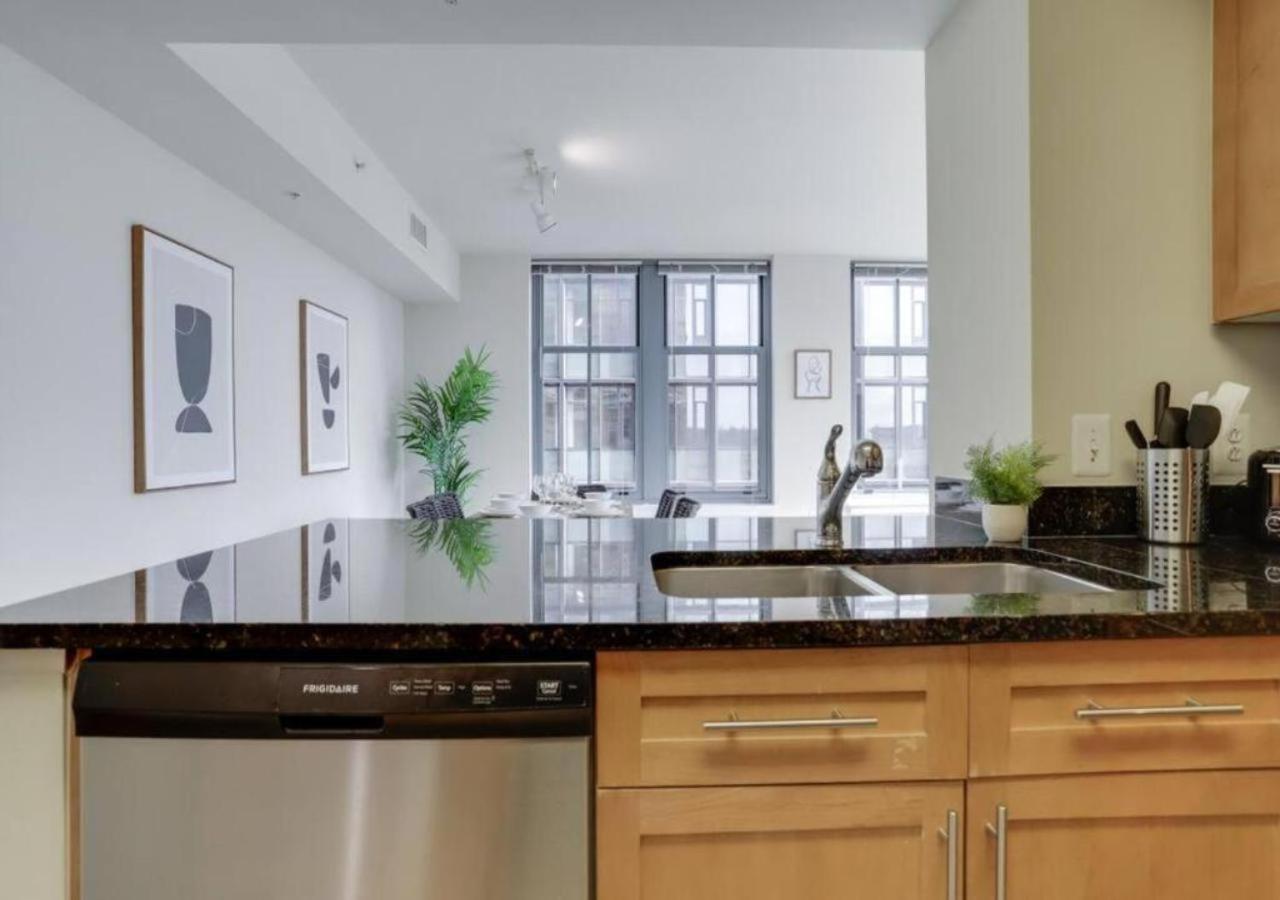 Splendid 2 Bedroom Condo At Pentagon City 알링턴 외부 사진
